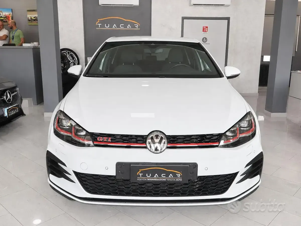 Usata VW Golf VII Highline 245 CV (180 kW) 2019 Bianco Berlina