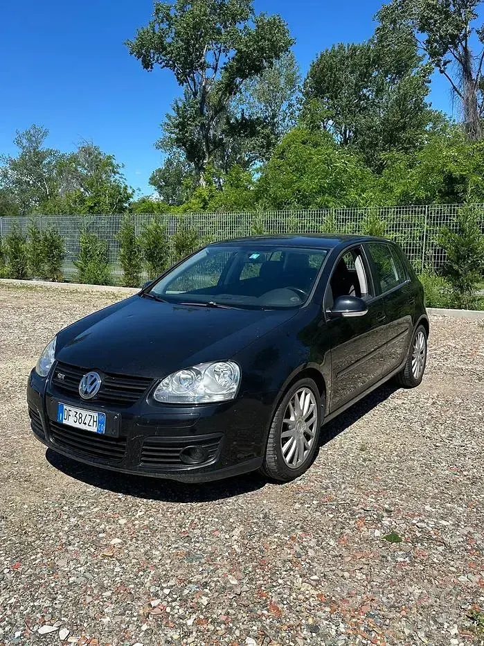 Begagnad VW Golf V GT 170 HK (125 kW) 2007 Svart Sedan