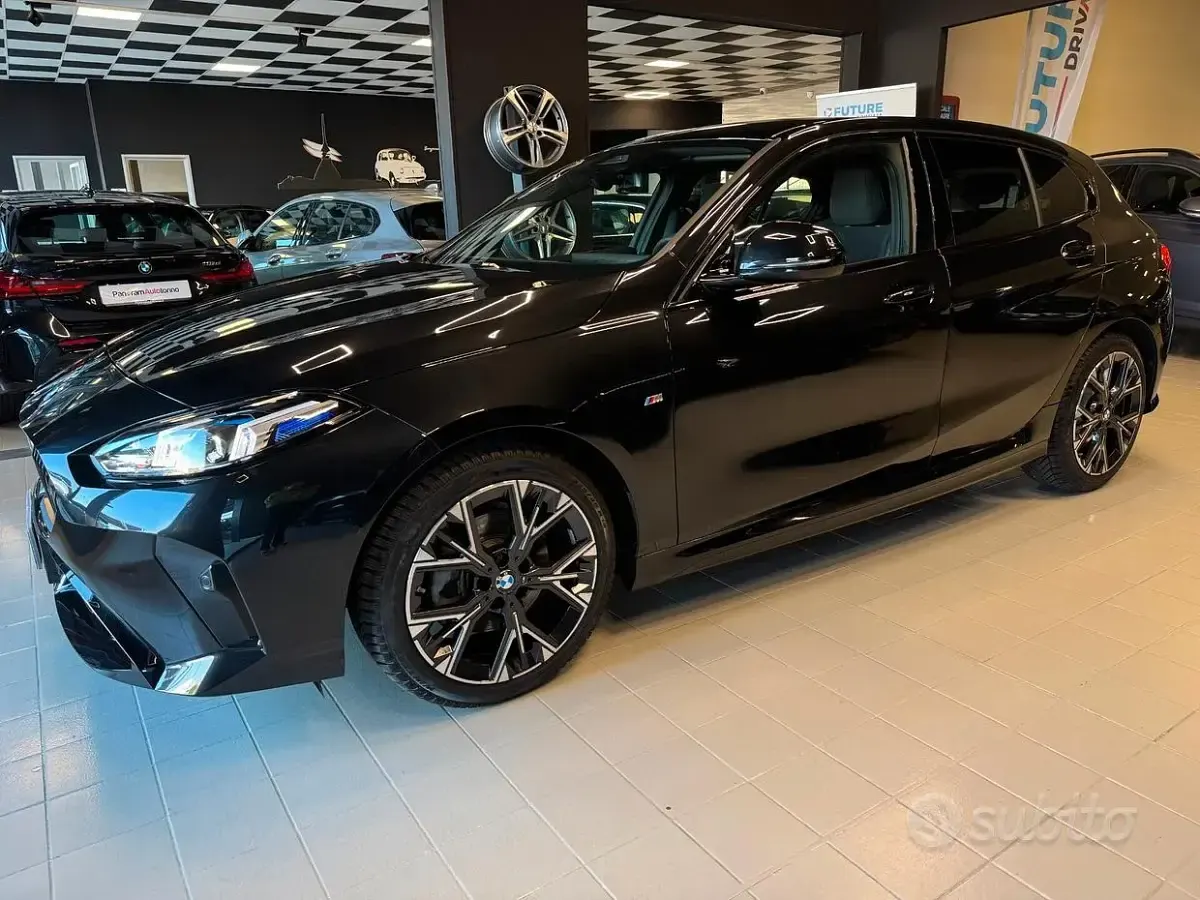 Usata BMW 118 M Sport 150 CV (110 kW) 2025 Nero Utilitaria