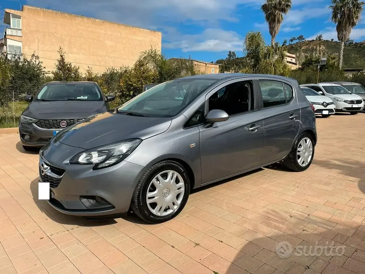 Usata Opel Corsa 90 CV (66 kW) 2017 Grigio Utilitaria