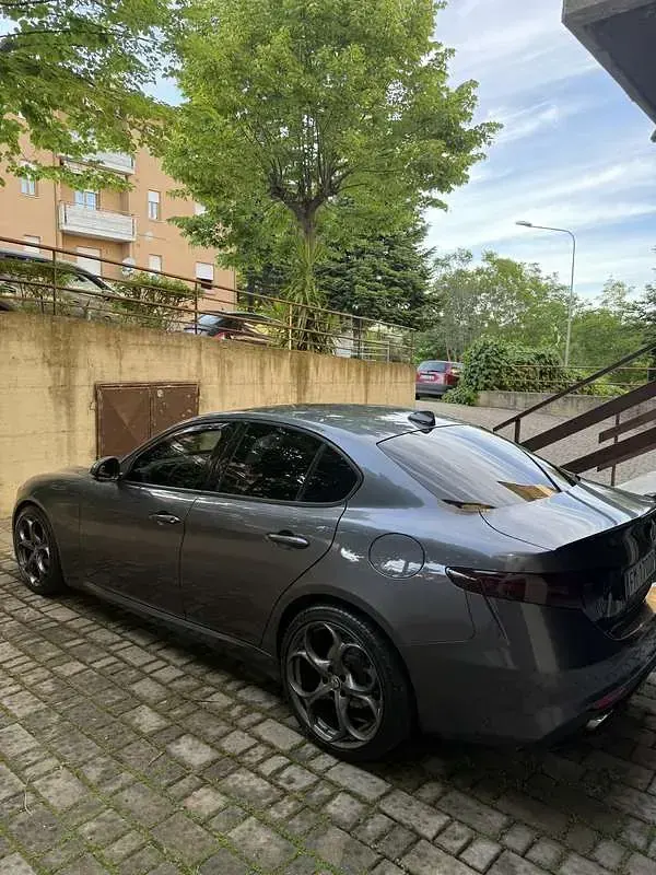 Usata Alfa Romeo Giulia Super 150 CV (110 kW) 2017 Berlina