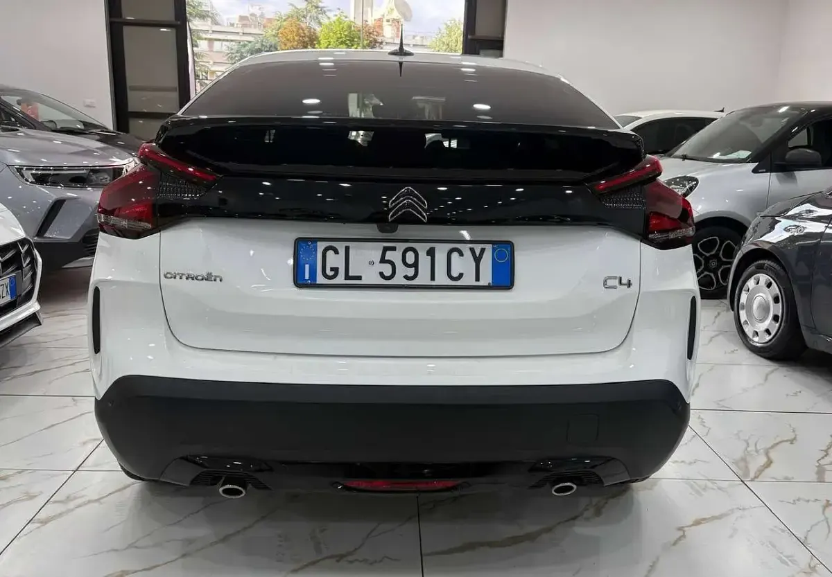Usata Citroën C4 PureTech 131 CV (96 kW) 2022 Bianco Berlina