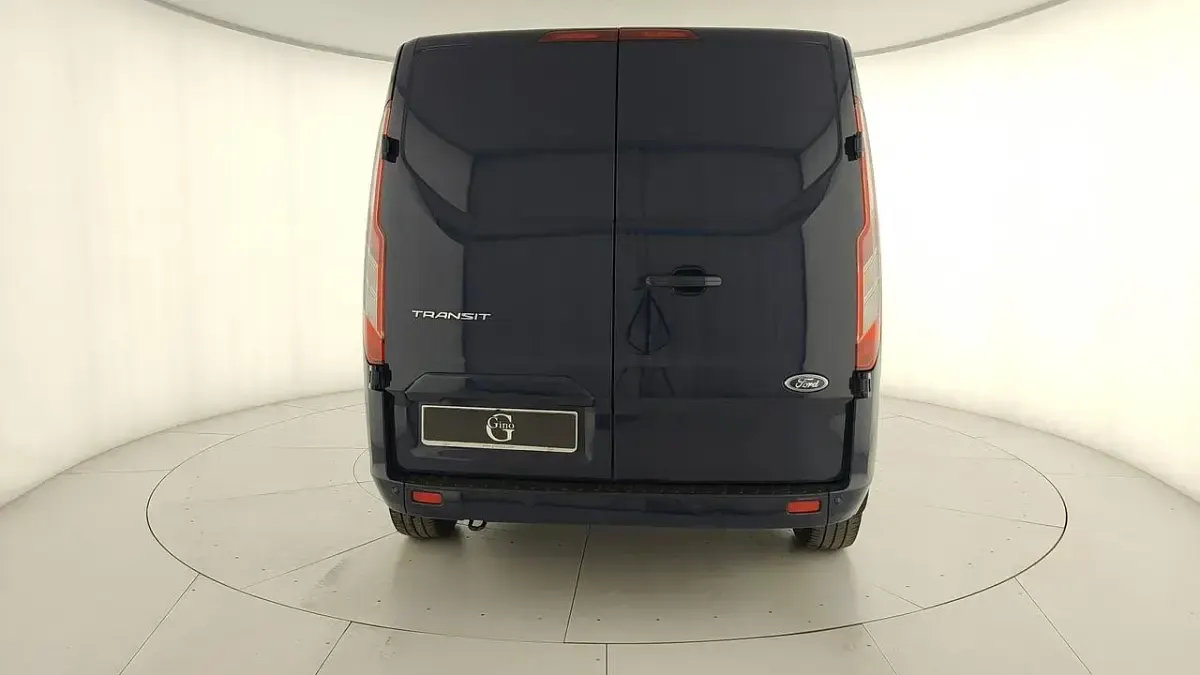 Usata Ford Transit Custom Titanium 170 CV (125 kW) 2022 Blu Monovolume