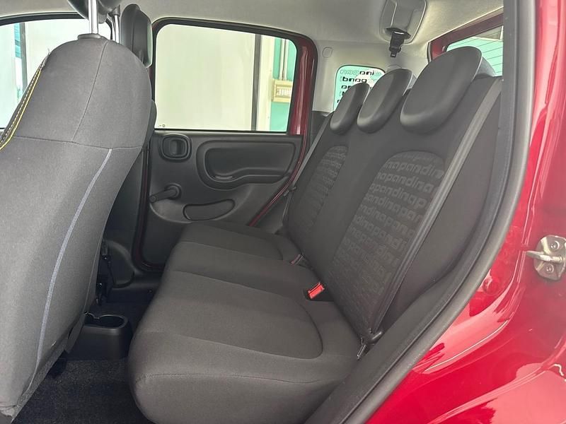 Usata Fiat Panda S 70 CV (51 kW) 2025 Rosso Utilitaria