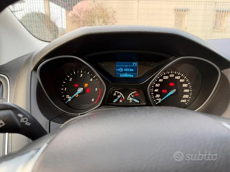Usata Ford Focus Titanium 115 CV (84 kW) 2013 Grigio Station wagon