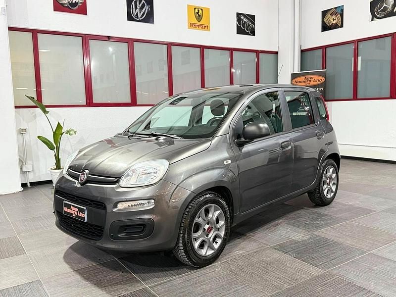 Usata Fiat Panda Lounge 95 CV (69 kW) 2018 Grigio Utilitaria