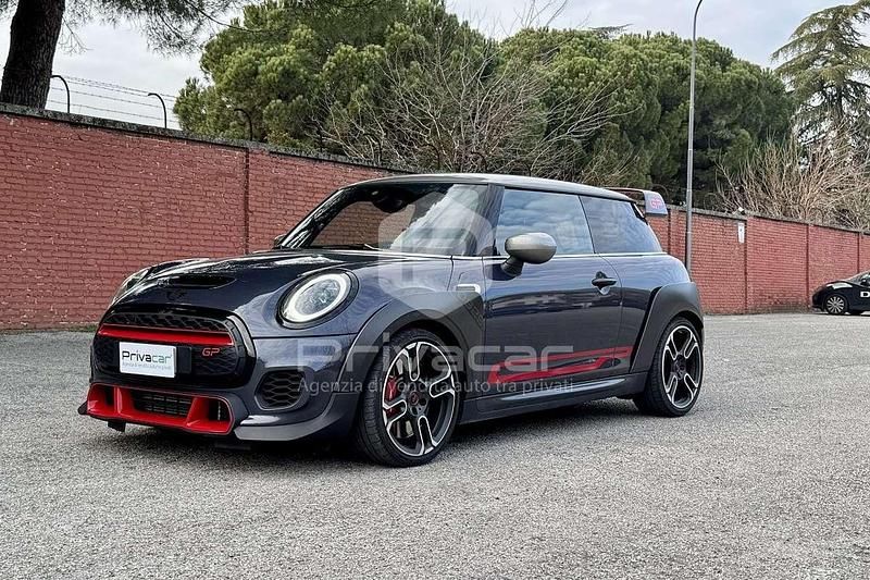 Usata Mini John Cooper Works Comfort 306 CV (225 kW) 2020 Grigio Utilitaria