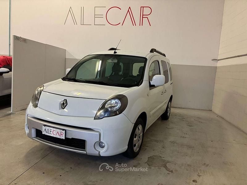 Bianco Usata 2011 Renault Kangoo Station wagon | 4000 € (Ottimo prezzo) - Immagine 1/4