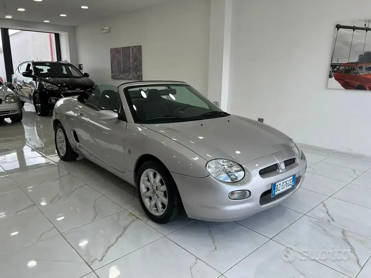 Usata MG F 112 CV (82 kW) 2002 Grigio Cabrio