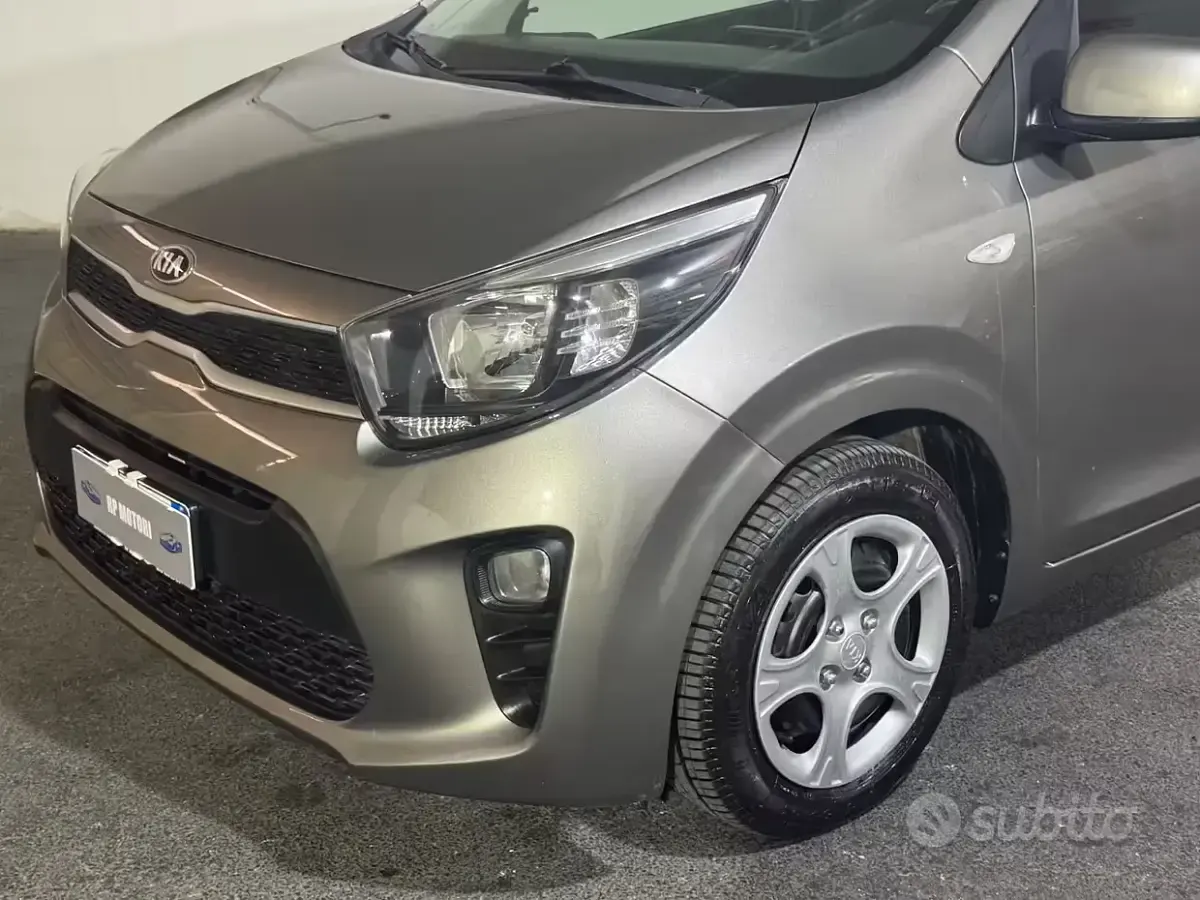 Usata Kia Picanto 67 CV (49 kW) 2019 Grigio Utilitaria