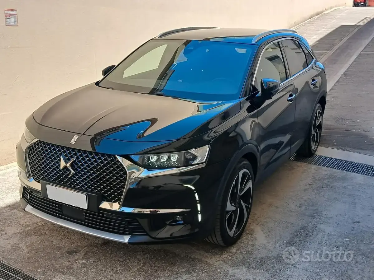 Usata DS Automobiles DS7 Crossback Grand Chic 131 CV (96 kW) 2022 Nero SUV