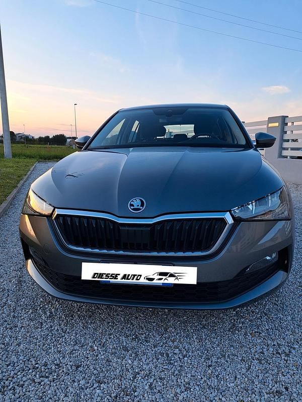 Usata Skoda Scala Ambition 95 CV (69 kW) 2023 Grigio Utilitaria