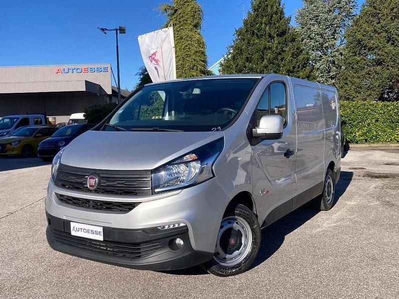 Argento Usata 2017 Fiat Talento Monovolume | 11.500 € (Super prezzo) - Immagine 1/4