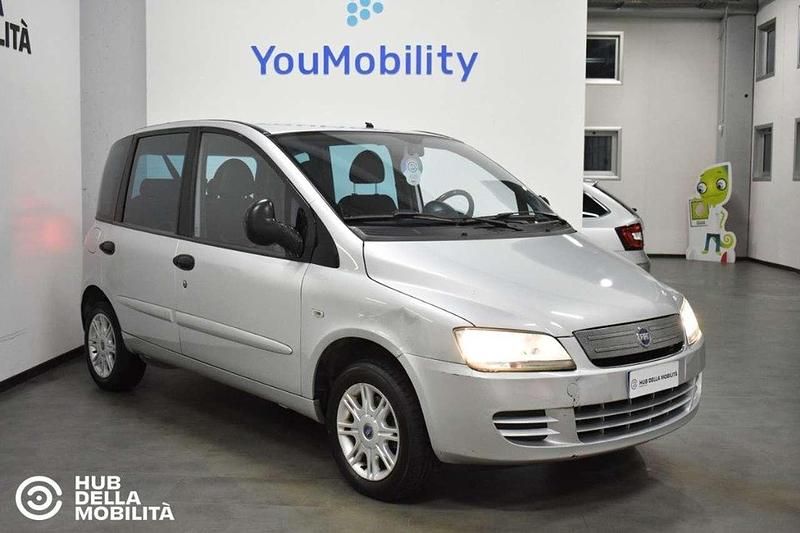 Usata Fiat Multipla Active 103 CV (75 kW) 2006 Argento Monovolume