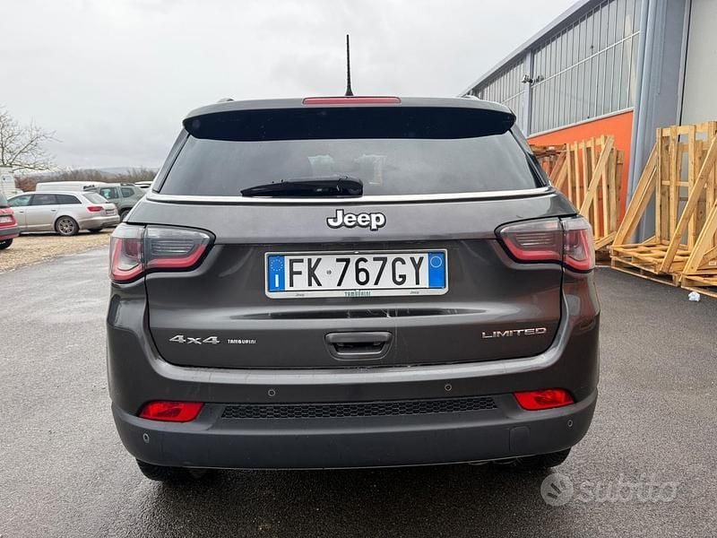 Usata Jeep Compass 140 CV (102 kW) 2017 Grigio SUV