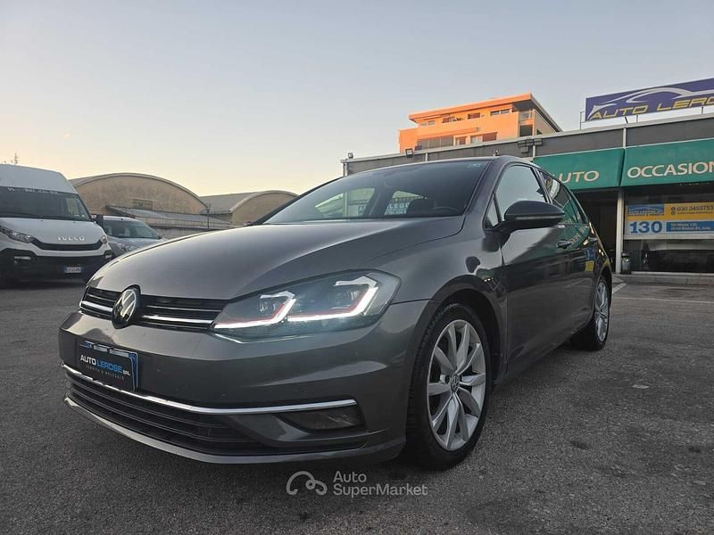 Usata VW Golf VII 150 CV (110 kW) 2017 Gray Berlina