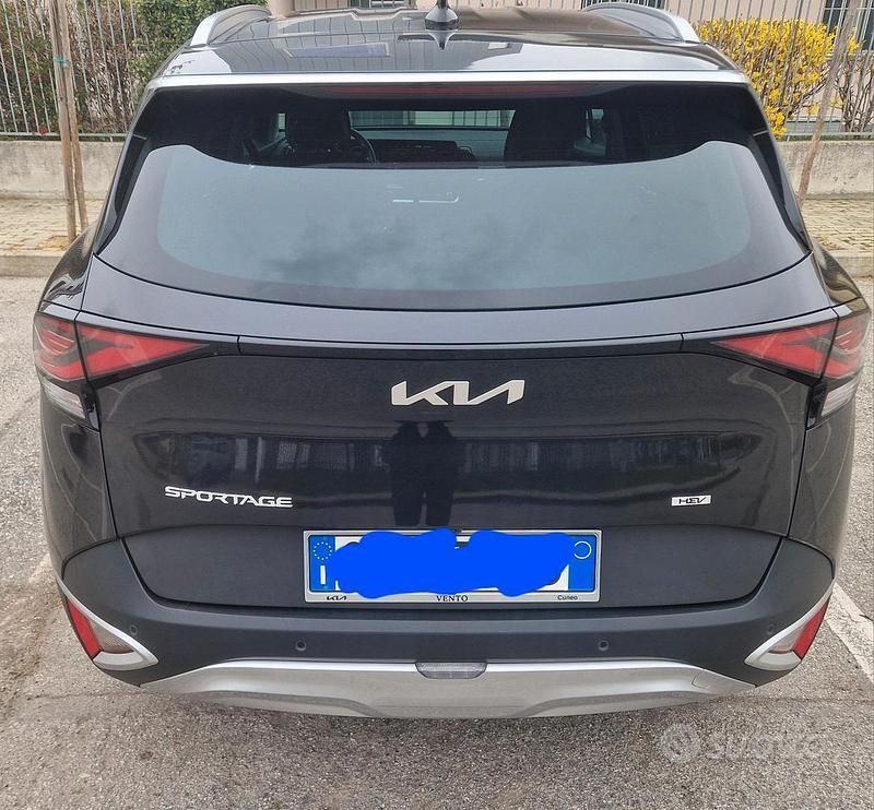 Usata Kia Sportage Style 180 CV (132 kW) 2023 Nero SUV