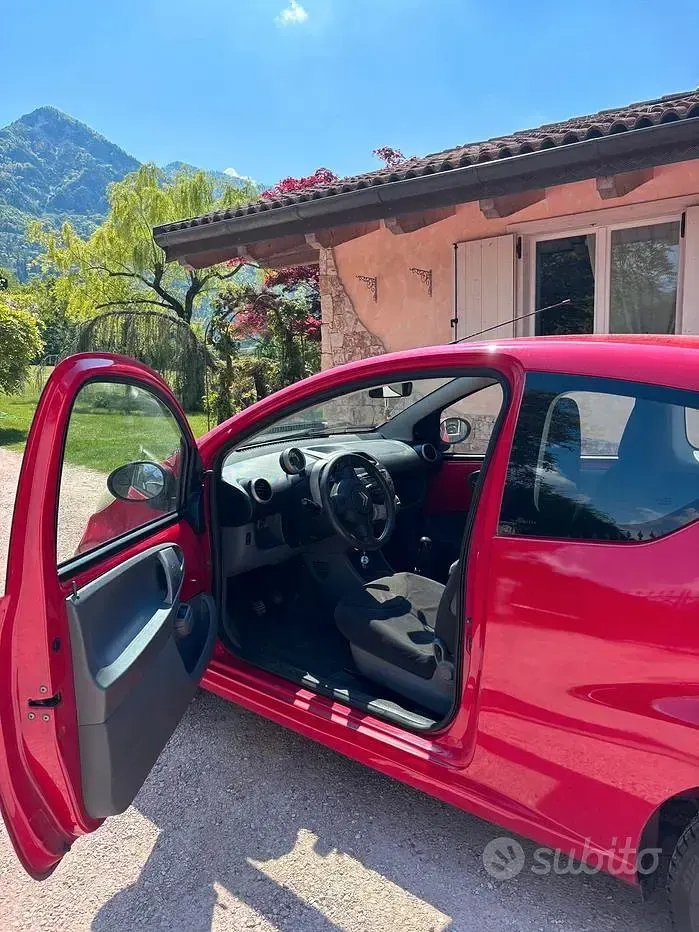 Usata Citroën C1 68 CV (50 kW) 2006 Rosso Utilitaria