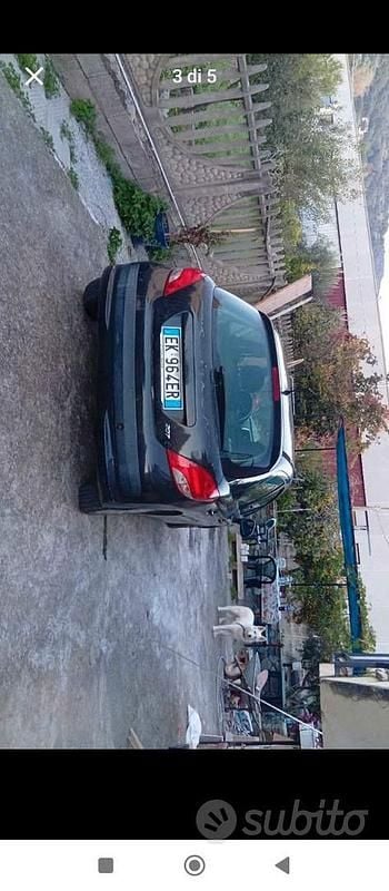 Usata Peugeot 207 75 CV (55 kW) 2012 Nero Berlina