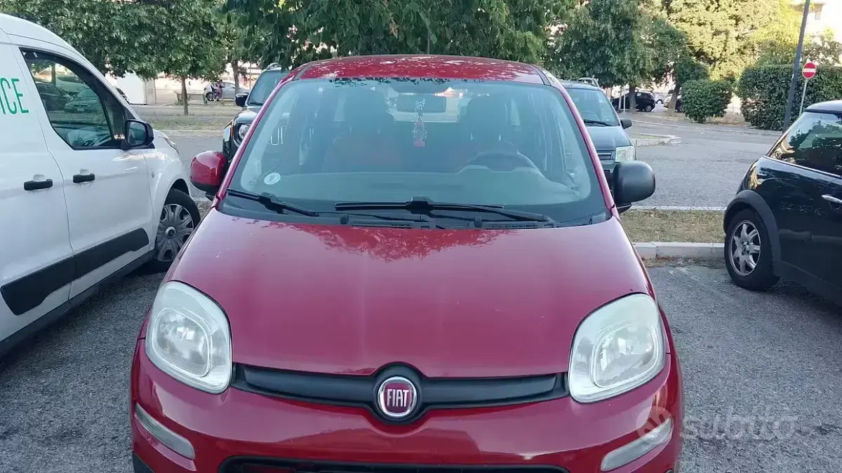Usata Fiat Panda 85 CV (62 kW) 2013 Rosso Utilitaria