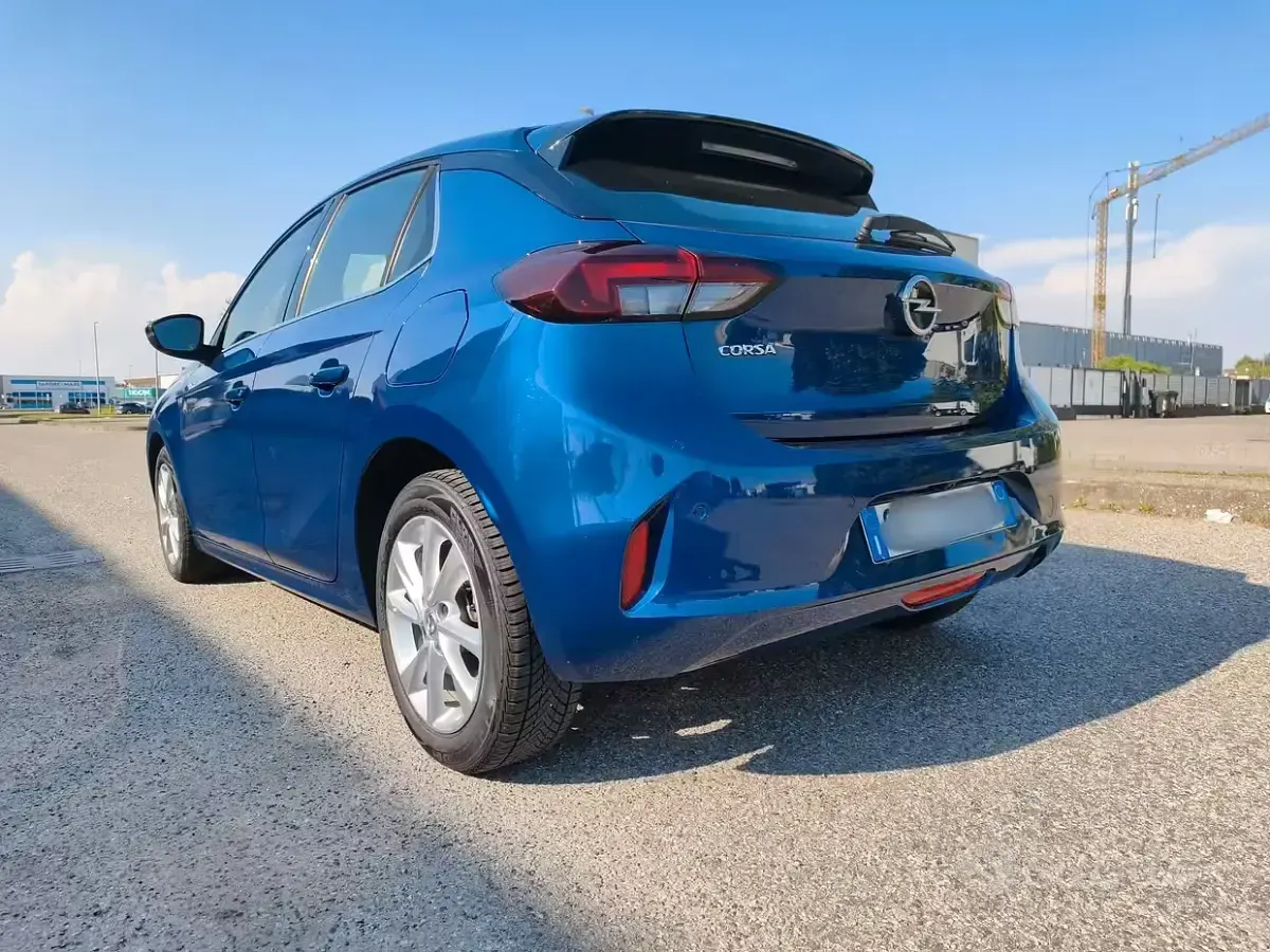 Usata Opel Corsa Elegance 2021 Blu Utilitaria
