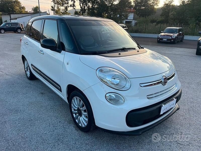 Usata Fiat 500L Business 120 CV (88 kW) 2016 Bianco Monovolume