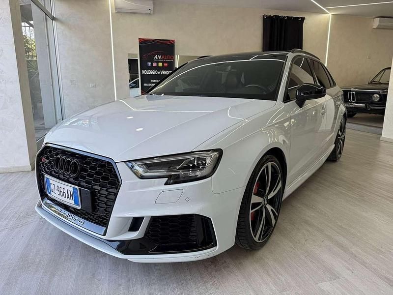Usata Audi RS3 Ambiente 400 CV (294 kW) 2019 Bianco perla Berlina