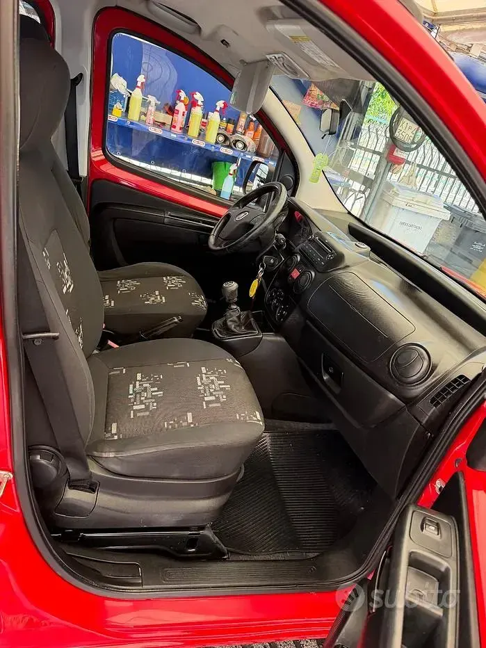 Usata Fiat Qubo Dynamic 70 CV (51 kW) 2011 Rosso Monovolume
