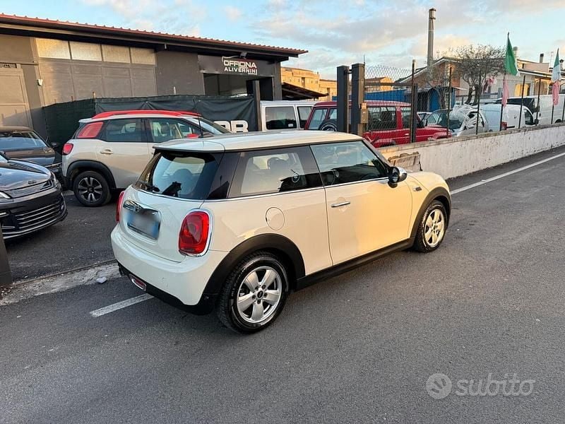 Usata Mini One D 95 CV (69 kW) 2015 Beige Utilitaria