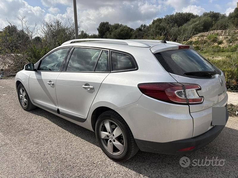 Usata Renault Mégane GrandTour Dynamique 110 CV (80 kW) 2010 Grigio Station wagon