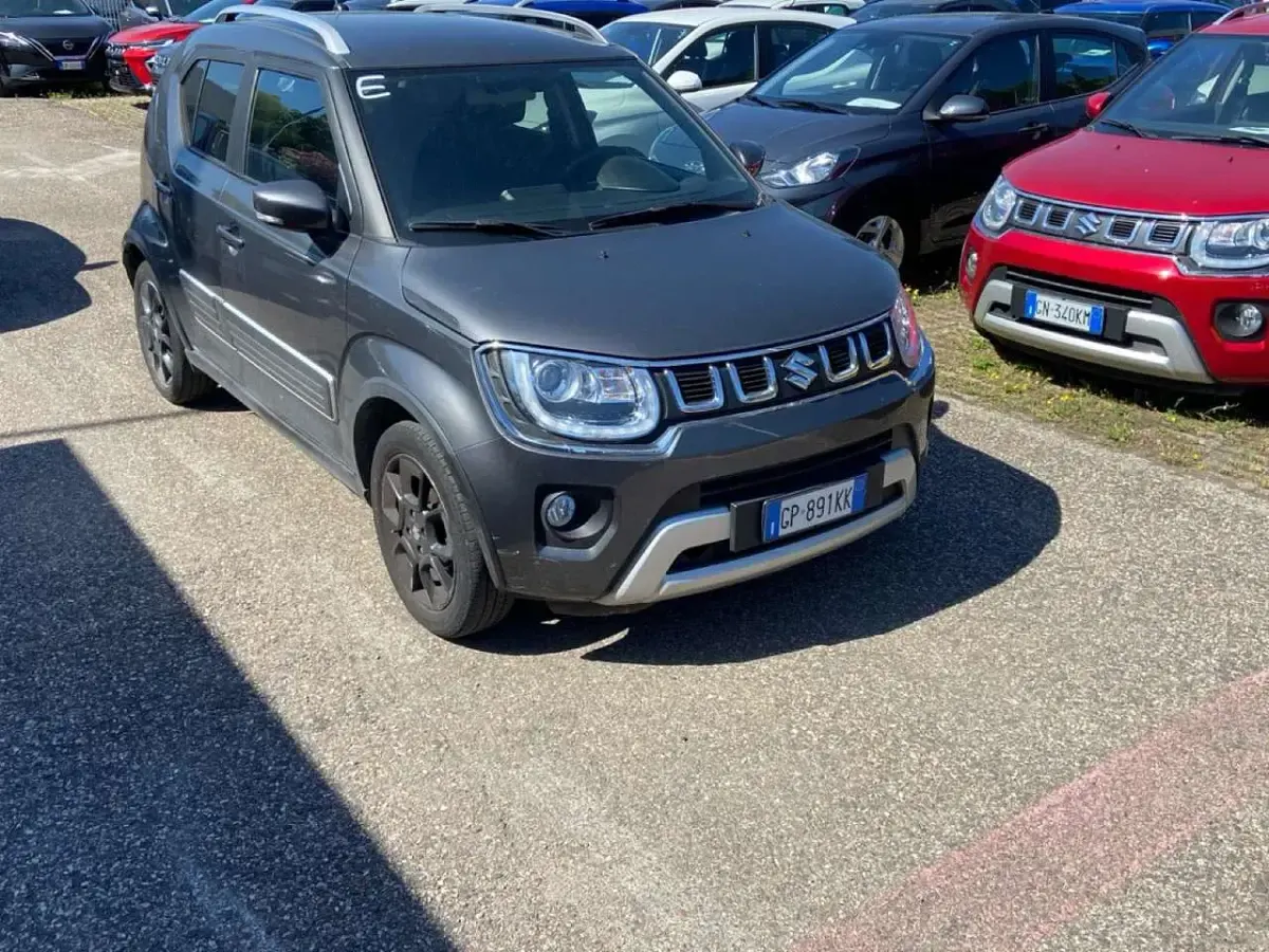 Usata Suzuki Ignis 83 CV (61 kW) 2023 Grigio SUV