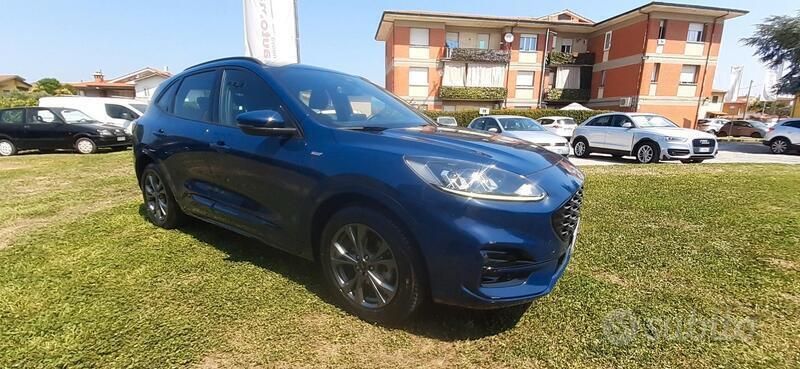 Usata Ford Kuga ST-Line 120 CV (88 kW) 2021 Blu SUV