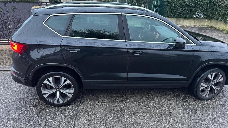 Usata Seat Ateca XCELLENCE 116 CV (85 kW) 2018 Nero SUV