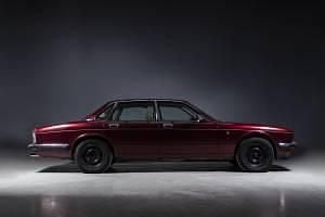 Usata Jaguar XJ40 199 CV (146 kW) 1991 Rosso Berlina
