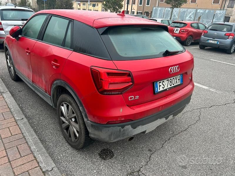 Usata Audi Q2 Business 116 CV (85 kW) 2018 Rosso SUV