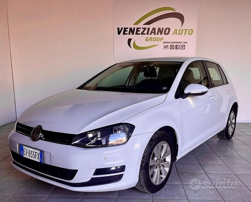 Usata VW Golf VII Comfortline 104 CV (76 kW) 2014 Bianco Berlina