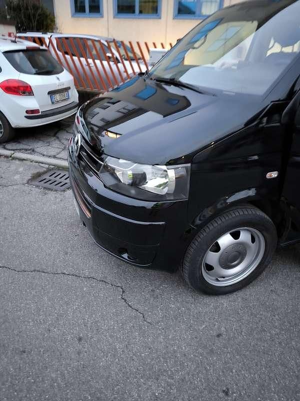 Usata VW Multivan Startline 140 CV (102 kW) 2010 Furgone