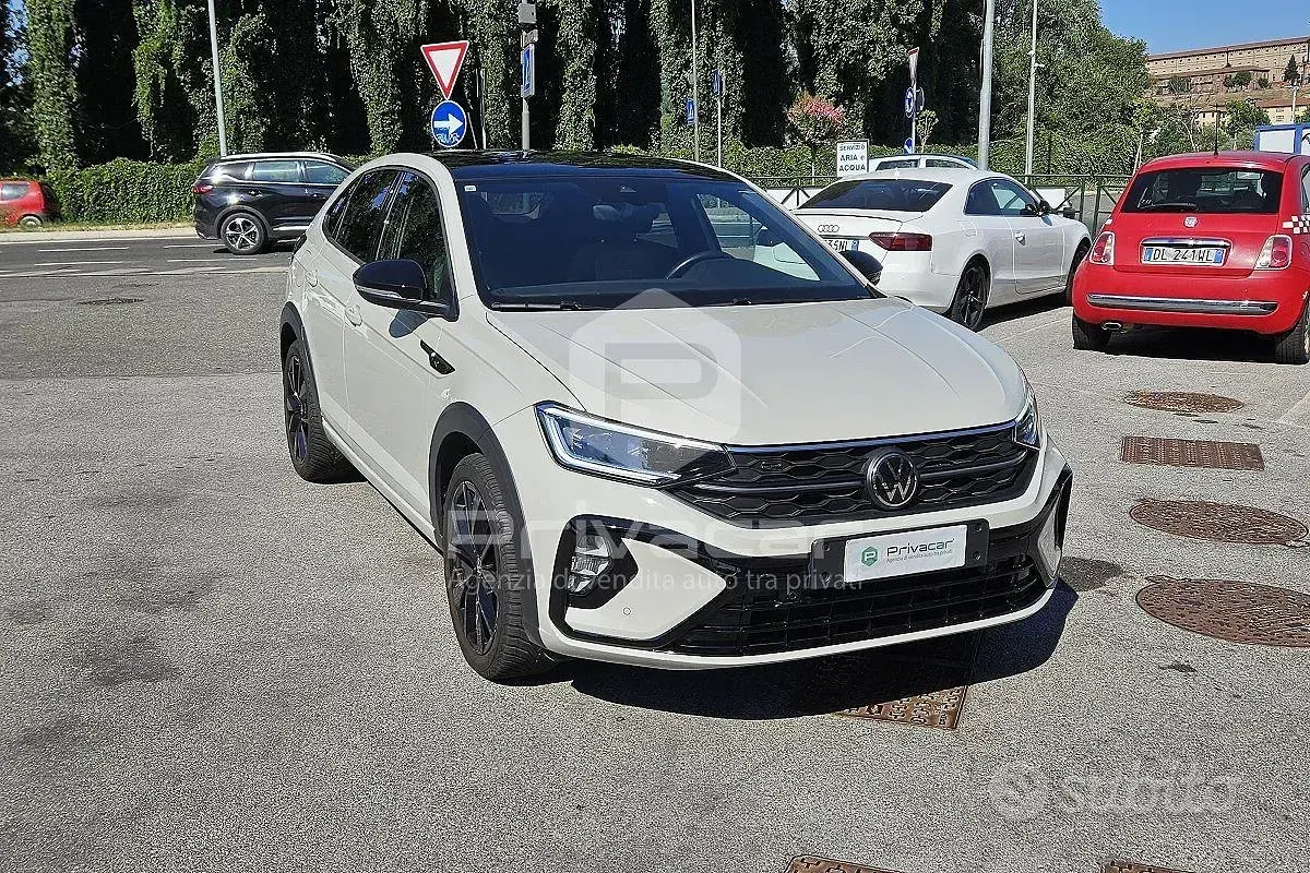 Usata VW Taigo R-line 110 CV (80 kW) 2023 Grigio SUV