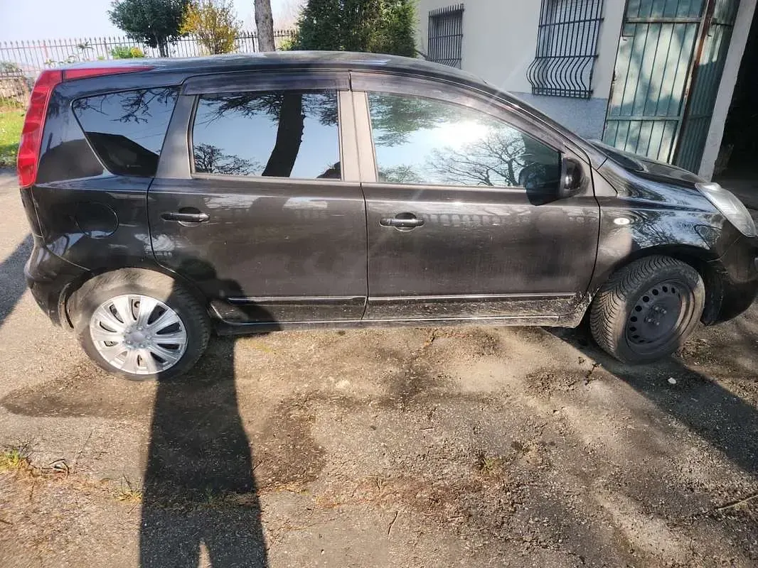 Usata Nissan Note 110 CV (80 kW) 2006 Utilitaria