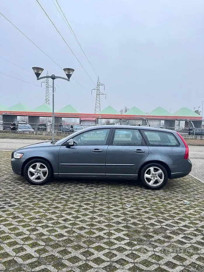 Occasion Volvo V50 115 PK (84 kW) 2010 Grijs Stationwagen