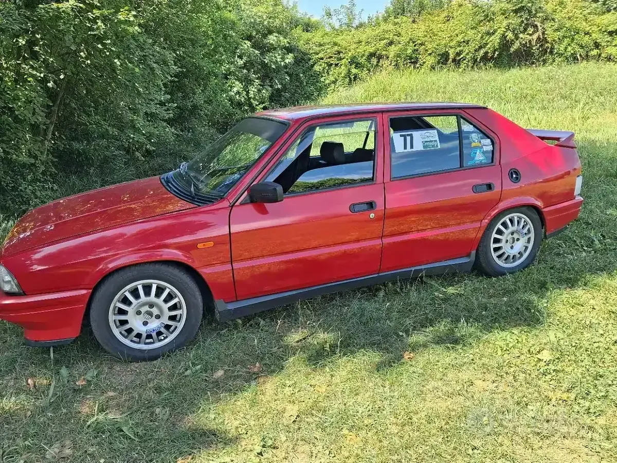 Usata Alfa Romeo 33 114 CV (83 kW) 1988 Rosso Berlina