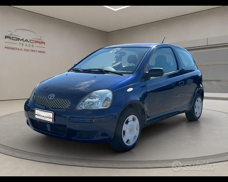 Usata Toyota Yaris Sol 65 CV (47 kW) 2004 Blu met Berlina