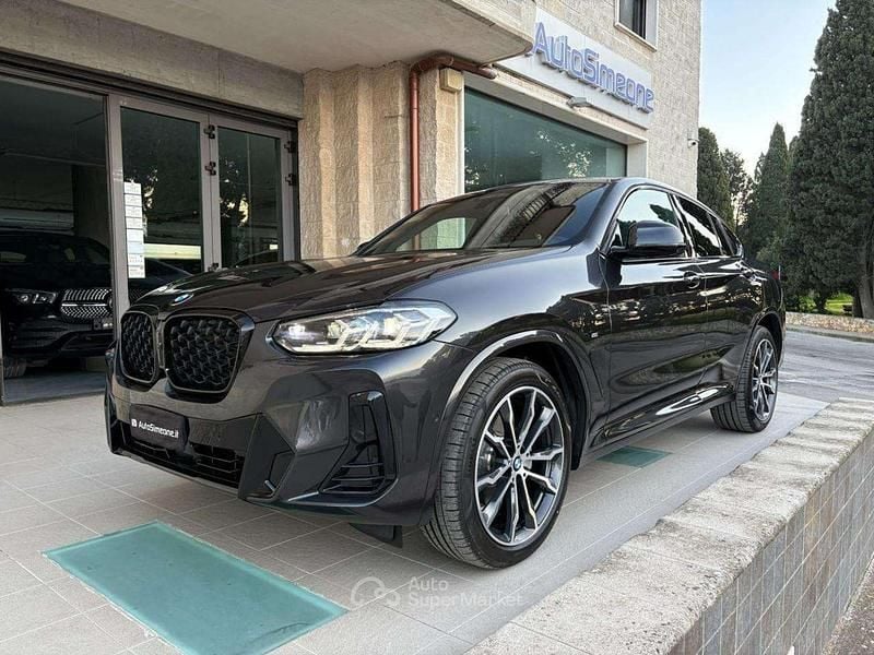 Grigio scuro Usata 2025 BMW X4 M Sport SUV | 53.799 € (Super prezzo) - Immagine 1/4