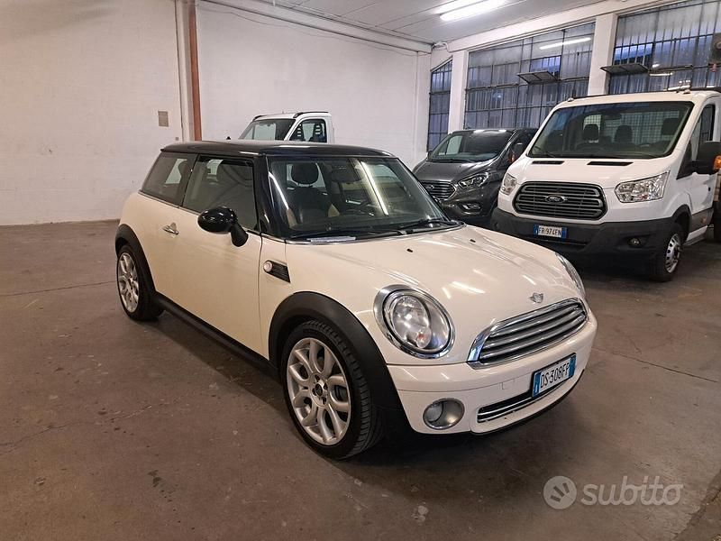 Usado Mini Cooper Pepper 120 HP (88 kW) 2008 Bege Citadino