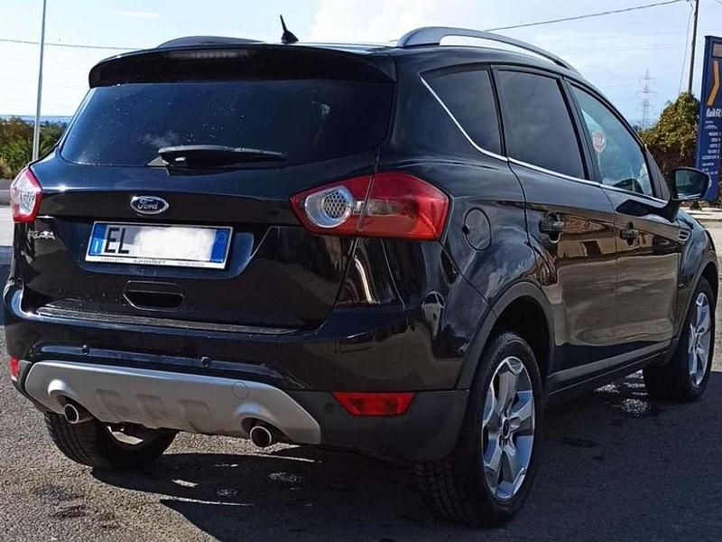 Usata Ford Kuga 163 CV (119 kW) 2011 Nero SUV
