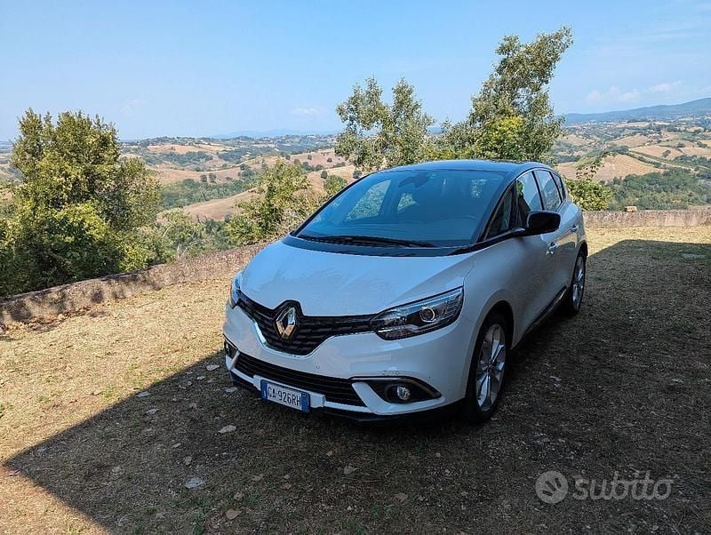 Usata Renault Scénic IV 120 CV (88 kW) 2020 Bianco Monovolume
