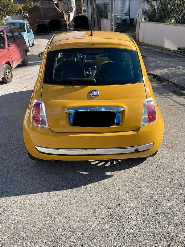 Usata Fiat 500 Lounge 69 CV (50 kW) 2013 Giallo Utilitaria