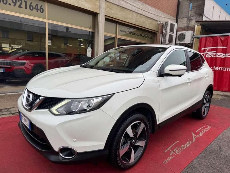 Bianco Usata 2016 Nissan Qashqai Tekna SUV | 14.999 € (Cara) - Immagine 1/4