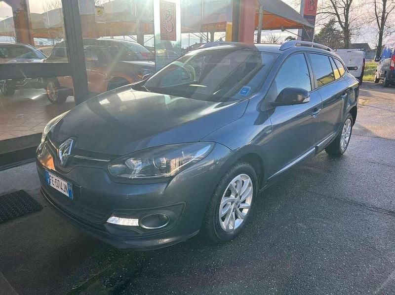 Usata Renault Mégane GrandTour LIMITED 110 CV (80 kW) 2016 Grigio Station wagon
