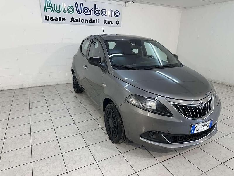 Blu/azzurro Usata 2022 Lancia Ypsilon Silver Due volumi | 8700 € (Ottimo prezzo) - Immagine 1/4